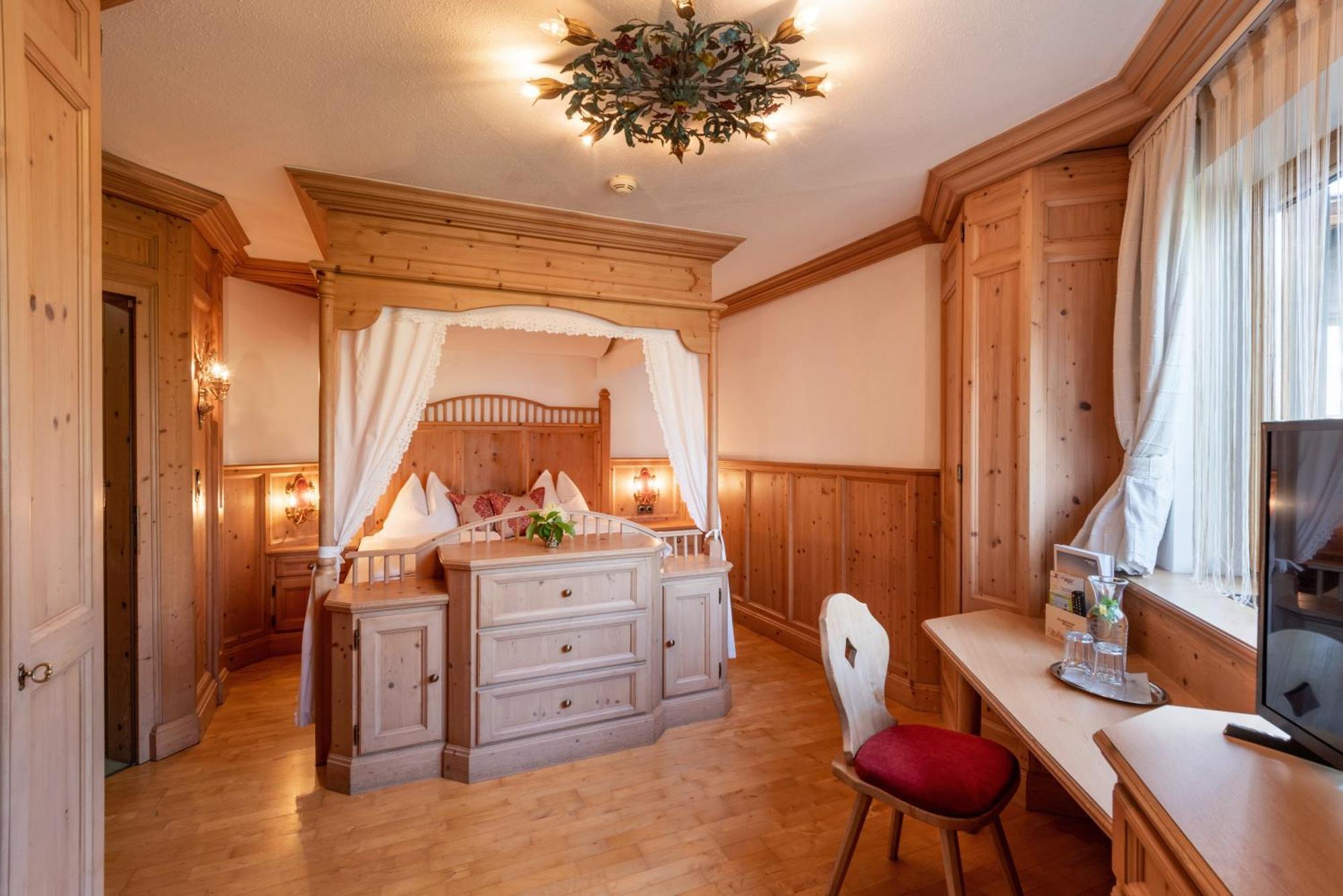 Hotel Tiroler Stuben Wörgl Dış mekan fotoğraf